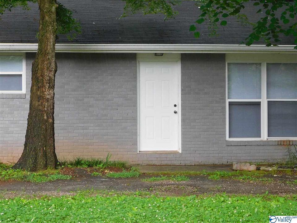 1st image of 314 Harolds Dr NW