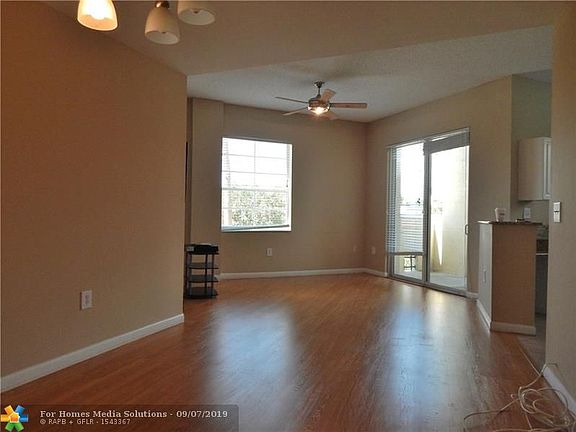 2nd image of 520 SE 5th Ave APT 1110