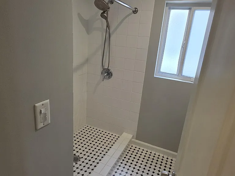 4972 Sepulveda Blvd — Photo 13
