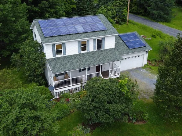 15 Whitefield Drive, Cambridge, VT 05464
