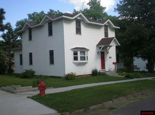 106 Center Ave S, Madelia, MN 56062