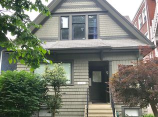 1123 14th Ave APT 3, Seattle, WA 98122