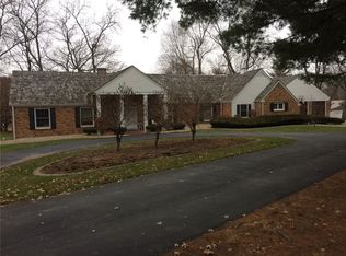 9 Harding Pl, Danville, IL 61832