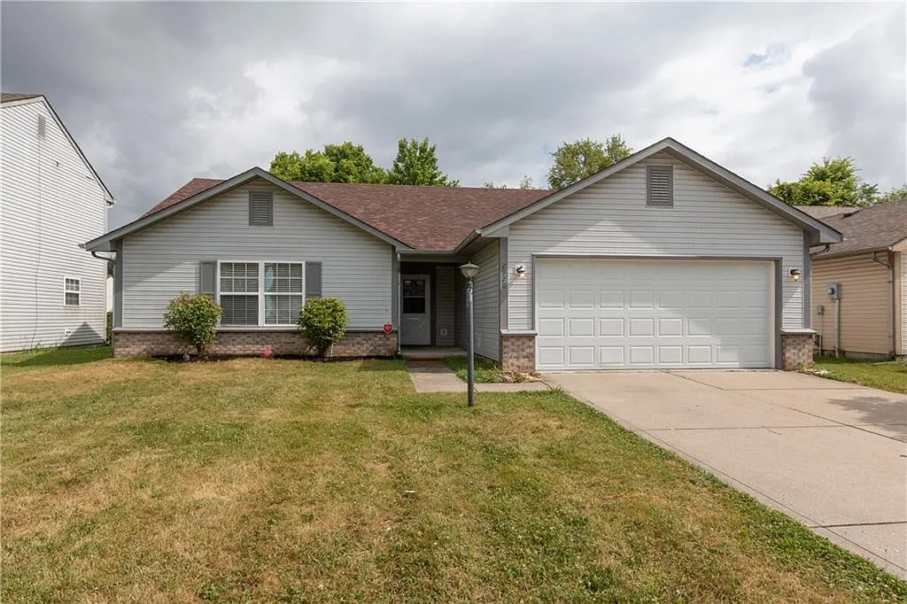 2920 Briarchase Ct photo 1