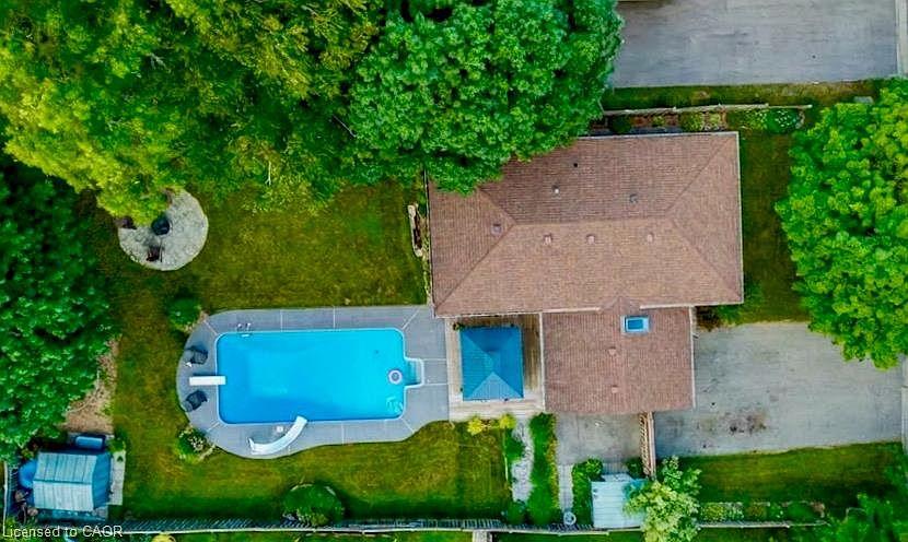 1st image of 9 Adams Ln