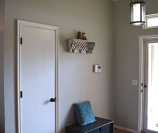 4th image of 1521 Jordan Dr