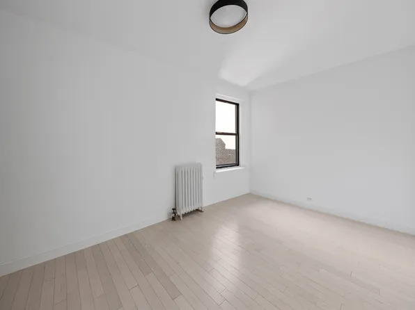 835 Riverside Drive image 14 of 21