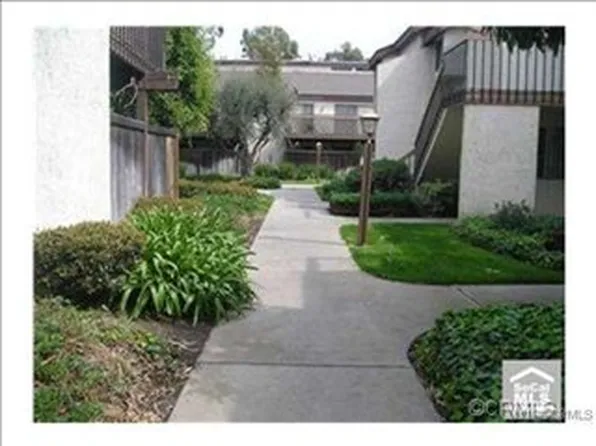 6621 Caro St, Paramount, CA 90723