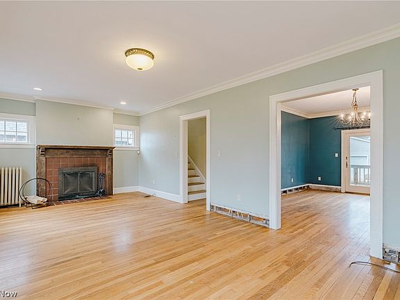 5th image of 3078 Scarborough Rd