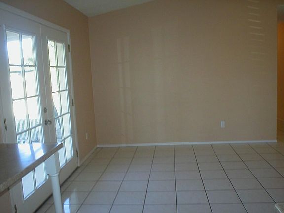 5th image of 1512 E Euclid Ave