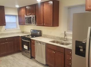 4817 N Troy St #G, Chicago, IL 60625