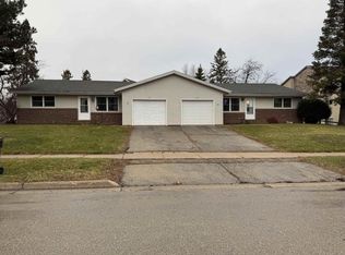 501-503 Knightsbridge Rd, Waunakee, WI 53597