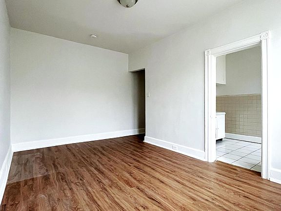 2nd image of 408 W Olney Ave #2F