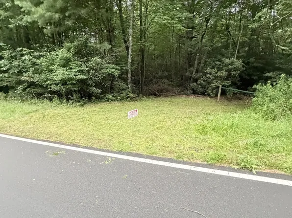 7853 Joe Poore Rd, Newland, NC 28657