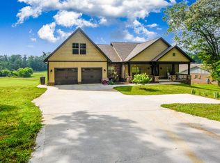 3034 Devault Rd, Louisville, TN 37777