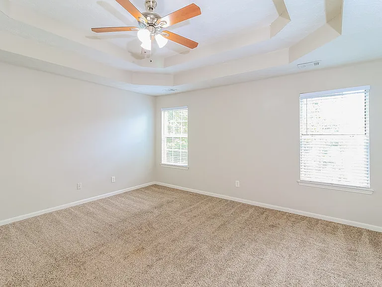 1114 Dunaway Dr — Photo 10
