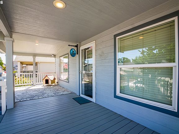 4th image of 5101 NE 121st Ave #123