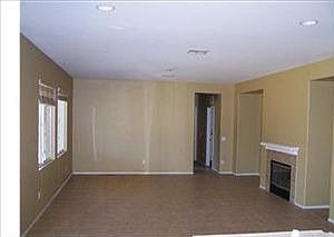 4th image of 13431 Letterman St