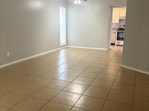 5th image of 1302 Waldron Rd #102