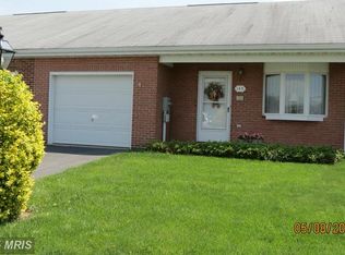 145 Southern Oak Dr, Hagerstown, MD 21740