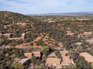 634 Camino De La Luz, Santa Fe, NM 87505