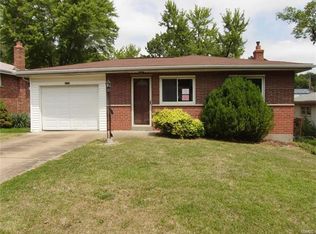 8925 Bobb Ave, Saint Louis, MO 63114