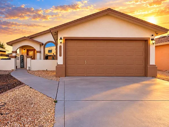 3273 Garden Point Dr, El Paso, TX 79938