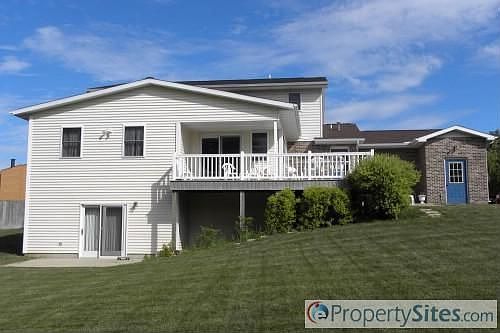 4th image of 1209 Applewood Dr