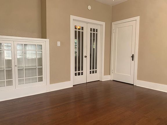 3rd image of 2730 D St #2730