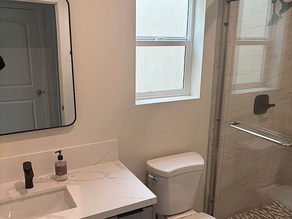 3rd image of 3221 Stanford Ave #3220