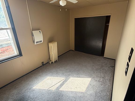 5th image of 224 Center Ave APT 1