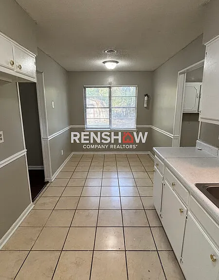 2890 Meadowbrook Dr — Photo 13