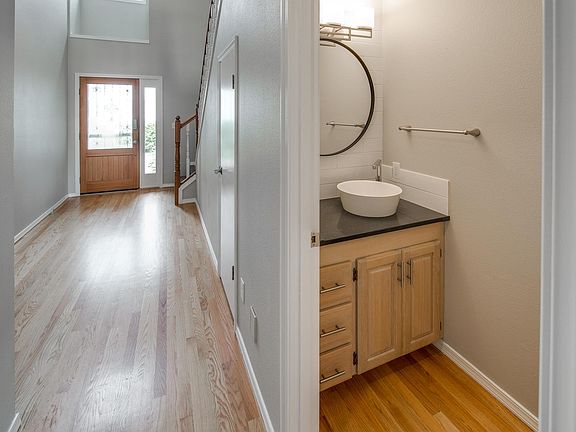 4th image of 1178 E Grover St APT 201