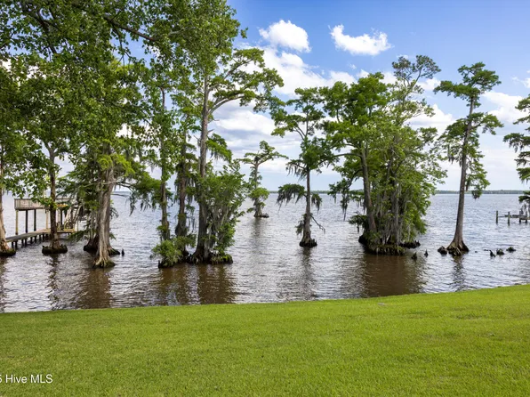 450 Batchelor Bay Drive, Windsor, NC 27983