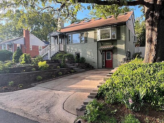 2nd image of 8107 Chester St