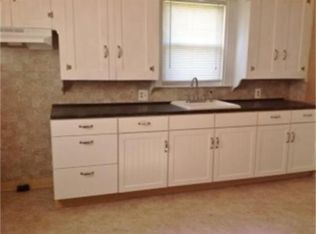 17 Middleboro Rd #1, East Freetown, MA 02717