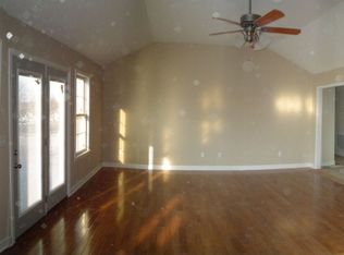 1064 Twin Oaks Blvd, Mount Sterling, KY 40353