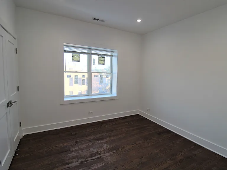 1440 N Milwaukee Ave #4 — Photo 6