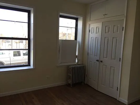 Rented by Realty 2000 Corp | media 39