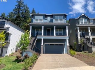 2785 Pinerock Dr, Eugene, OR 97403