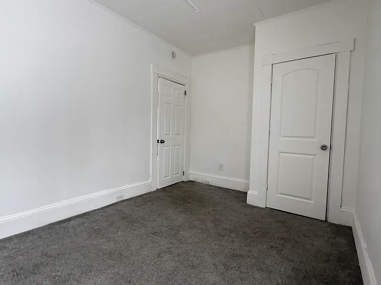 28 Notre Dame Ave #1 — Photo 18