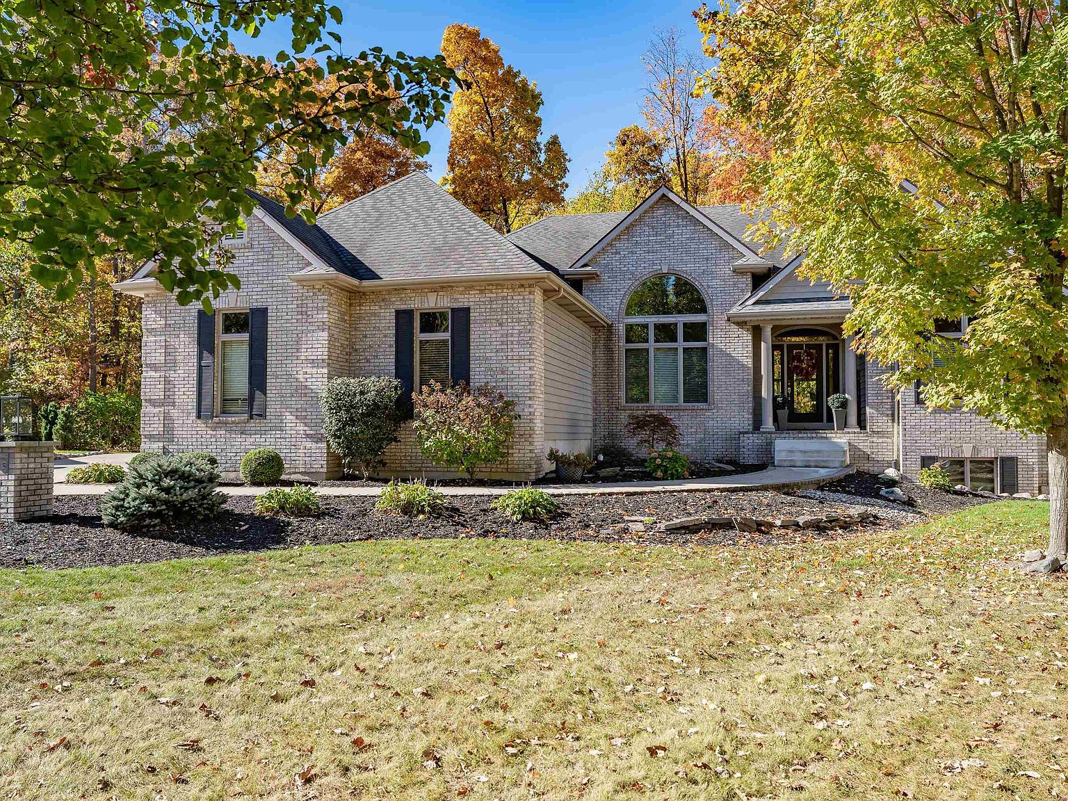 neko♪ 14315 Flint Creek Xing, Leo, IN 46765 | Zillow