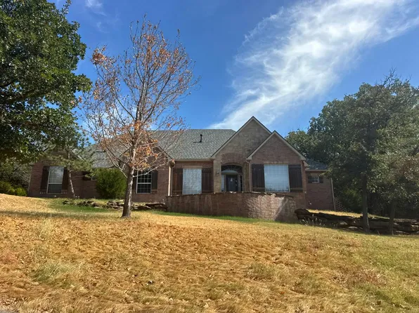 4504 Shadow Creek Dr, Edmond, OK 73034