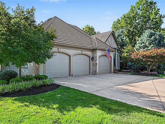 3rd image of 11359 El Monte Ct