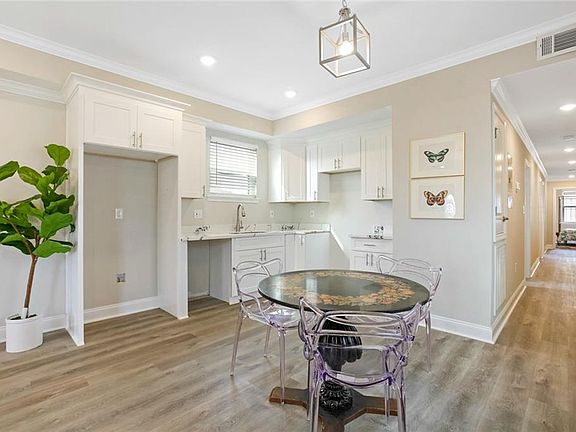 4th image of 2300-02 New Orleans St