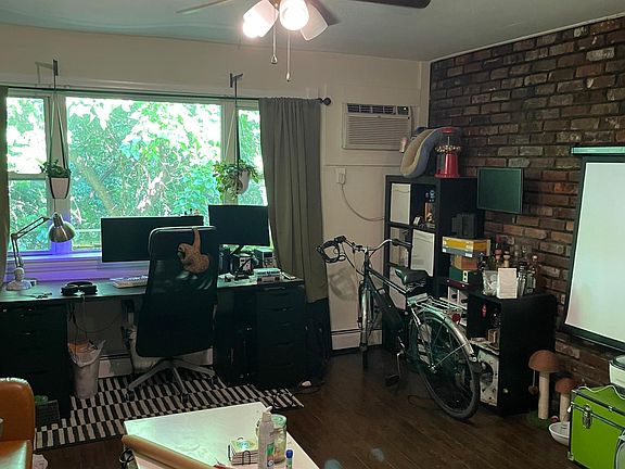 3rd image of 2317 Ohio Ave #10