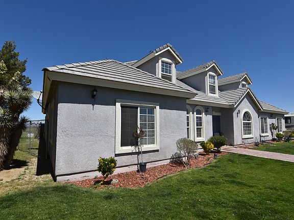 4th image of 3555 E Avenue H