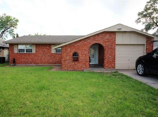 6450 NW Columbia Ave, Lawton, OK 73505