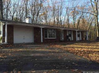 41 Flanders Ln, West Hurley, NY 12491