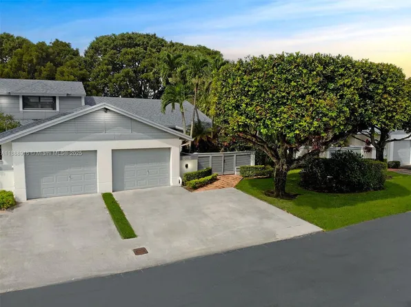 10001 NW 52nd Ter, Doral, FL 33178